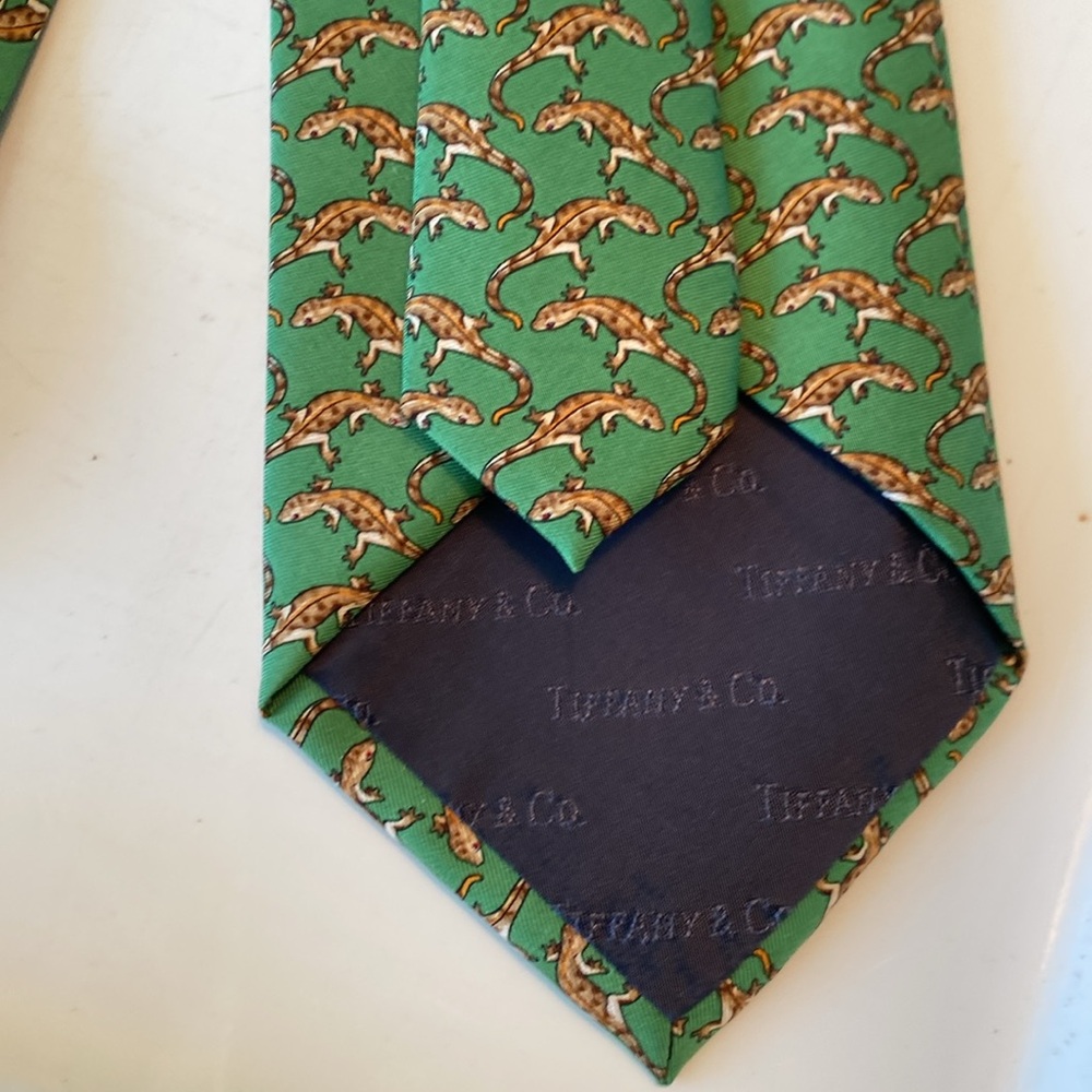 Tiffany & Co. Green Lizard Gecko Print Tie - 100% Silk - Made in Italy - Picture 4 of 9
